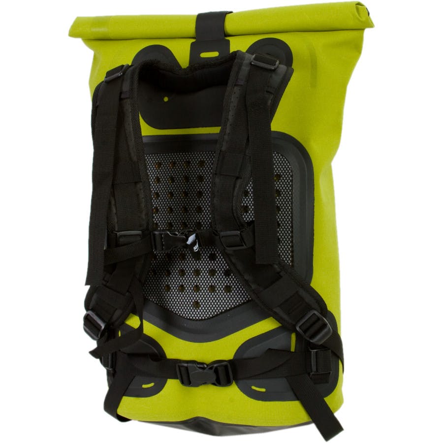 https://activejunky.s3.amazonaws.com/images/products/seal-line-urban-backpack-002.jpg